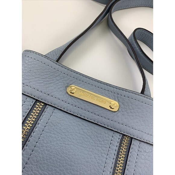Michael Kors Moxley Crossbody Bag Pebbled Leather Light Blue Zip Snap Purse - Picture 3 of 14